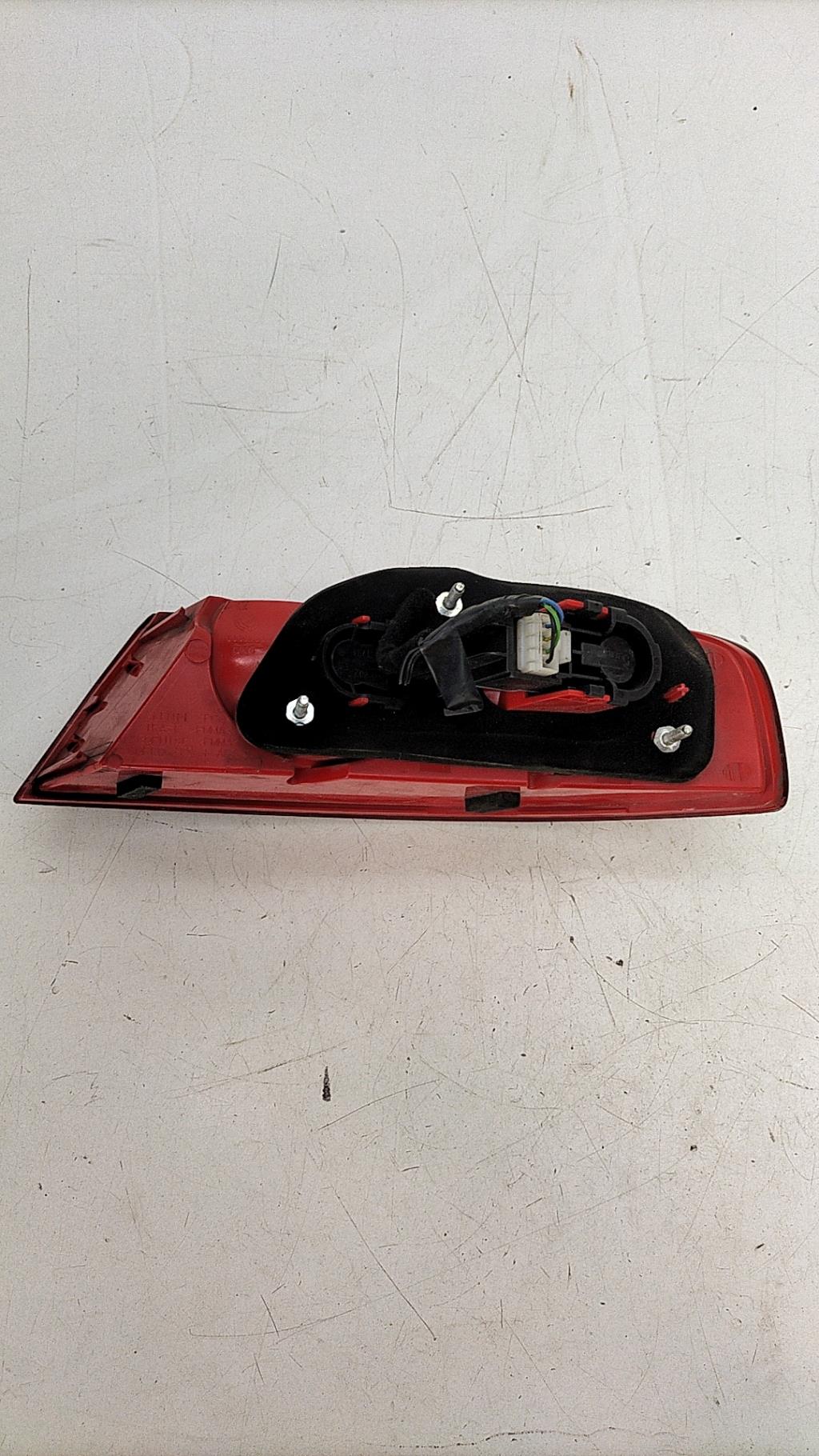 Fanale posteriore principale sinistro (luci) ALFA ROMEO 159 BREAK Diésel - 1