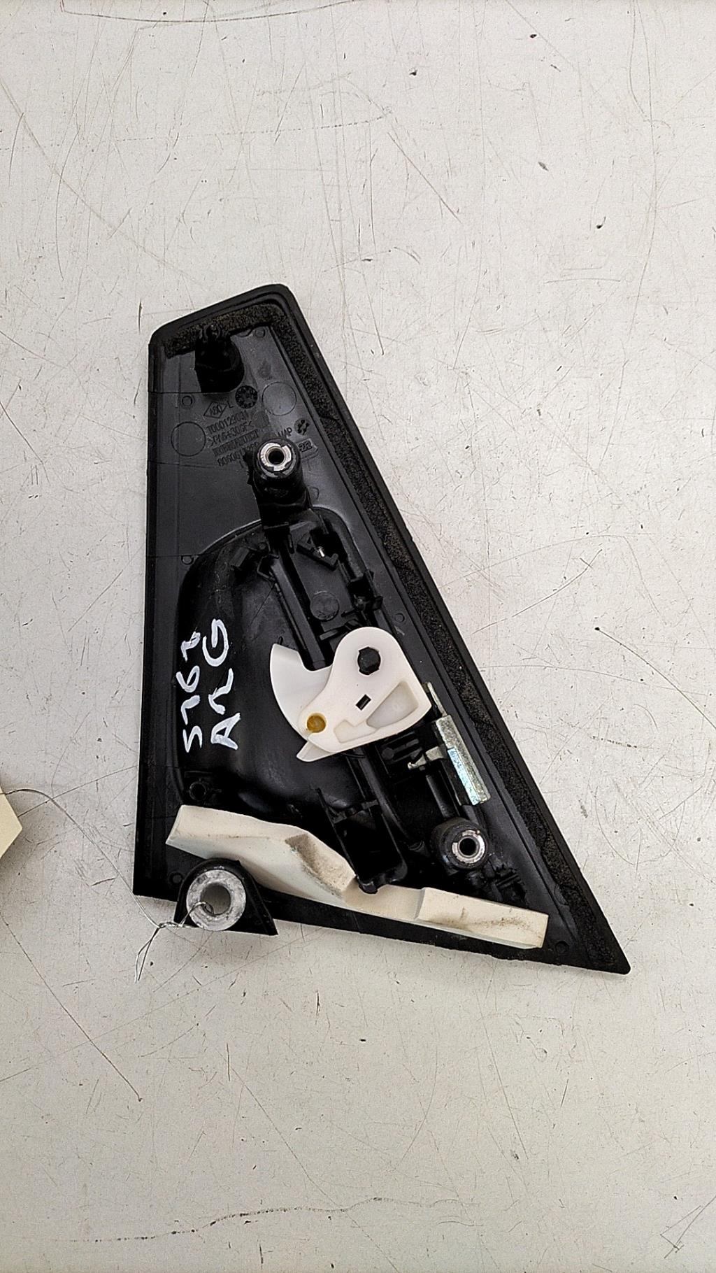 Maniglia portiera posteriore sinistra RENAULT CLIO 4 PHASE 1 Gasolina - 1