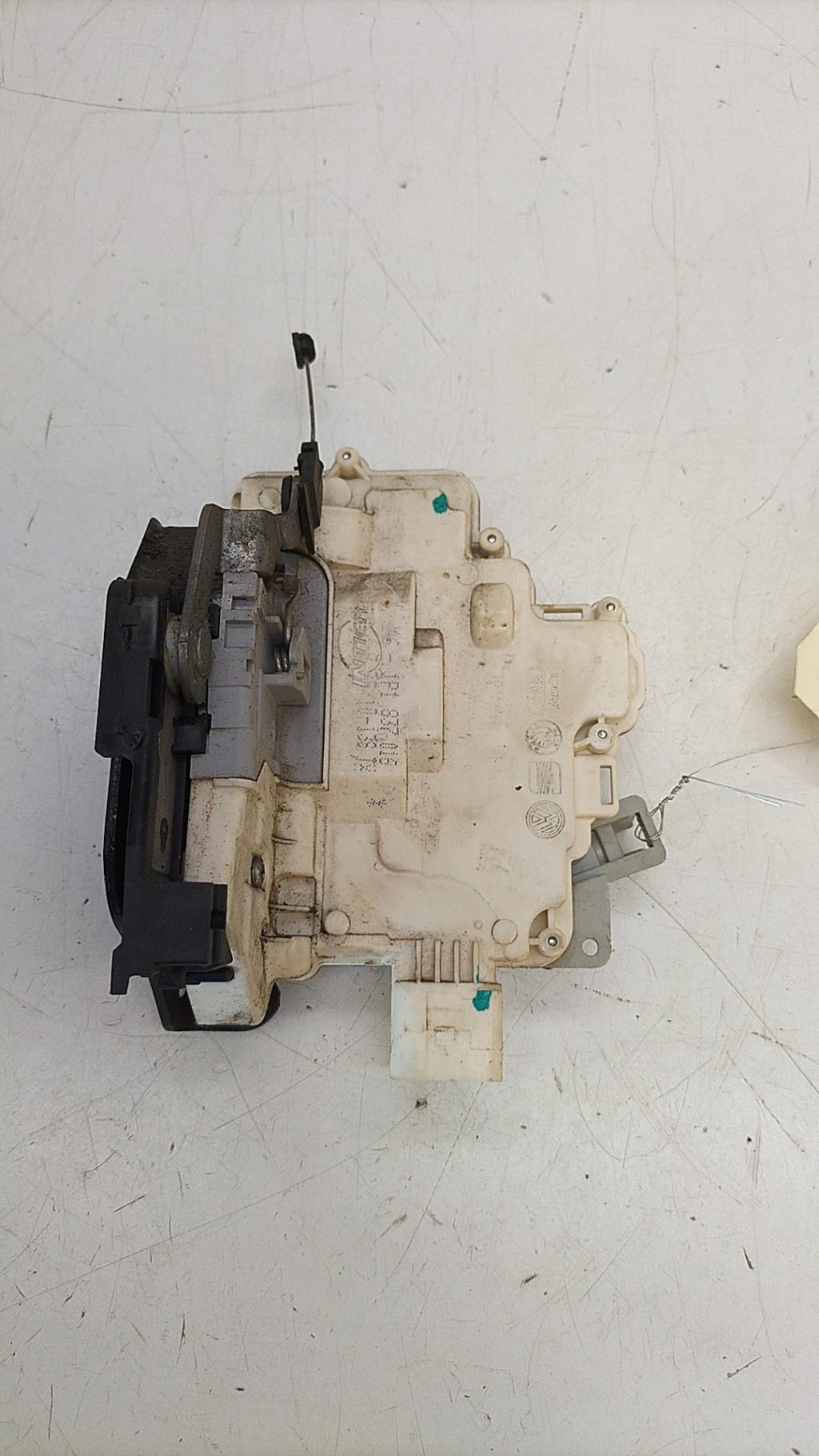 Serrure avant droit SEAT LEON 2 PHASE 2 Essence - 1