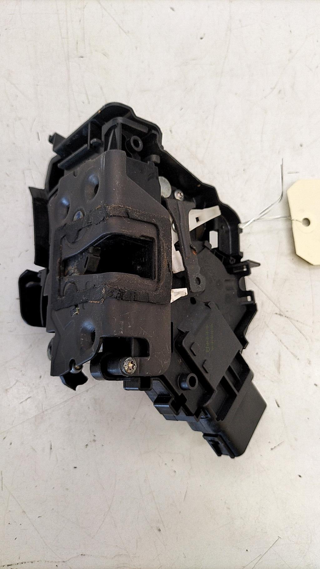 Serrure avant gauche FORD FOCUS 2 PHASE 2 Diesel - 1