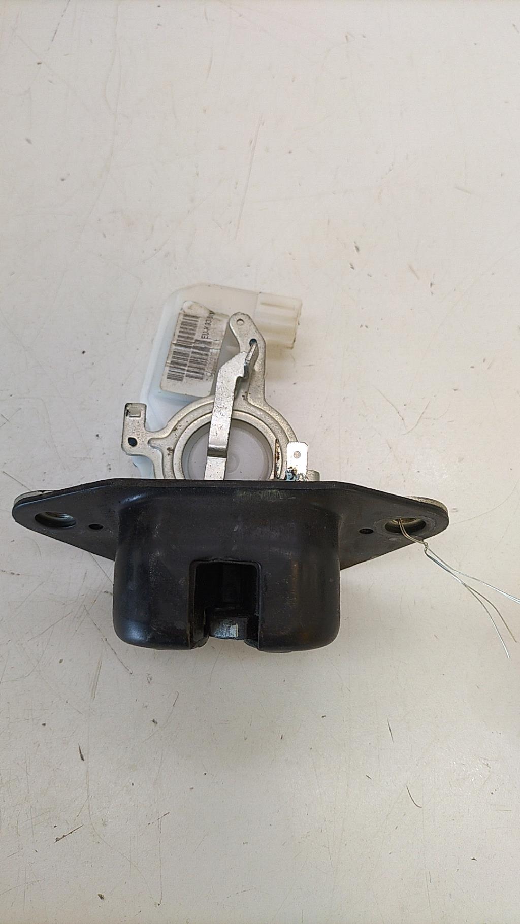 Serrure de hayon HONDA CIVIC 8 PHASE 1 Diesel - 1