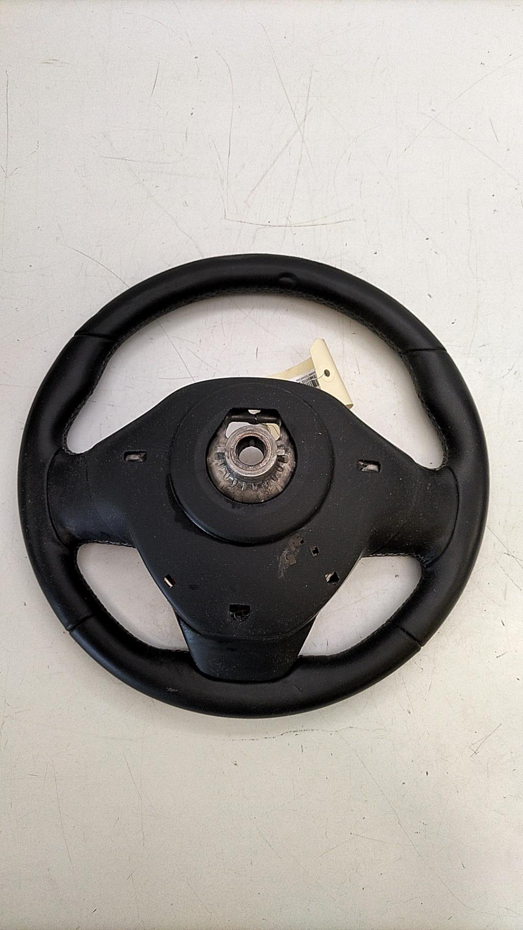 Volant RENAULT CLIO 4 PHASE 1 Essence - 1