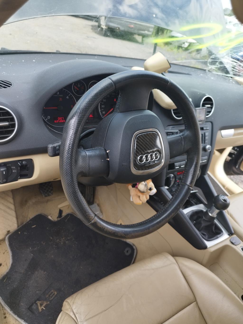 Volant AUDI A3 2 SPORTBACK PHASE 1 Diesel - 1