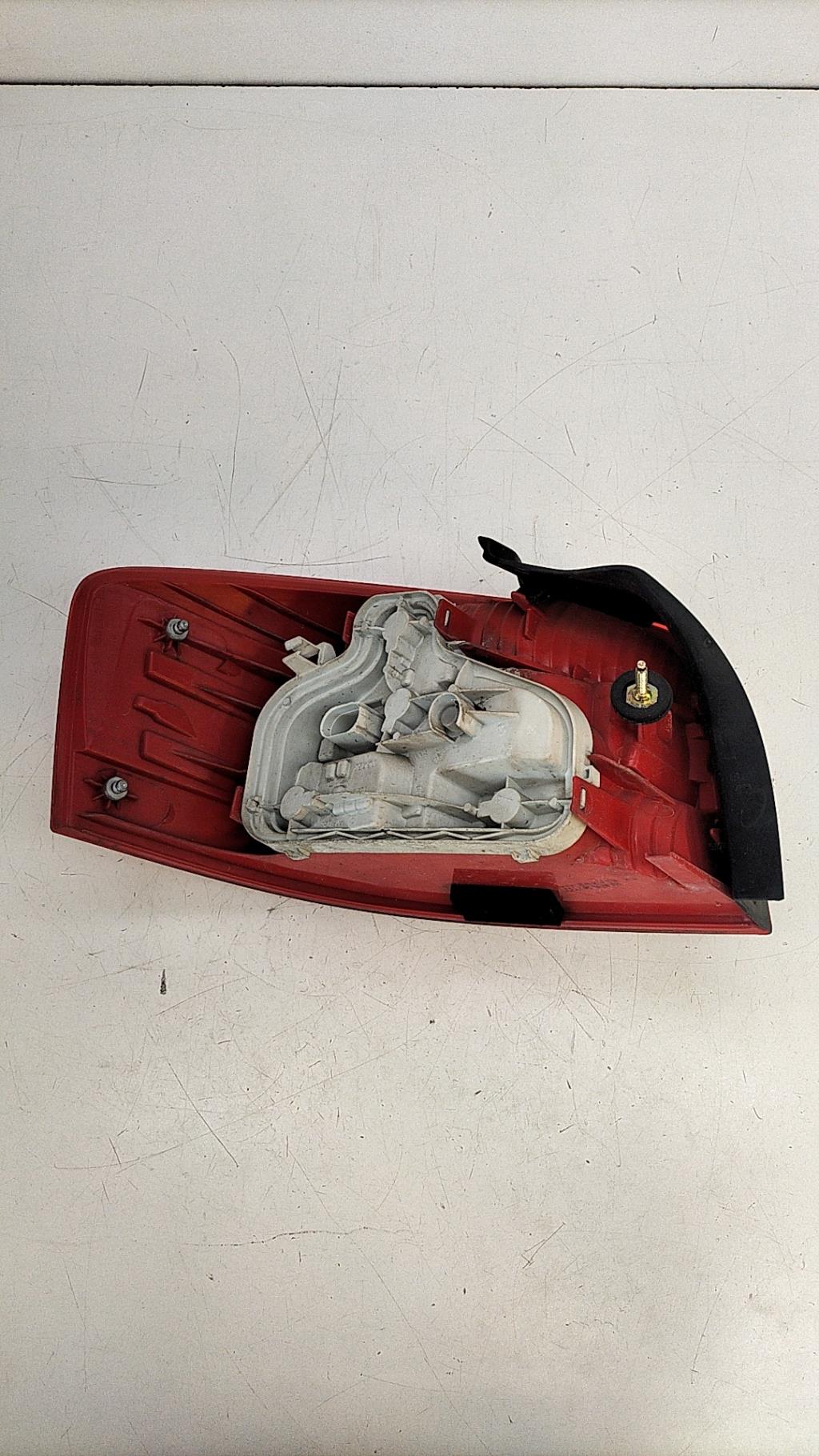 Fanale posteriore principale destro (luci) AUDI A3 2 PHASE 1 Gasolina - 1