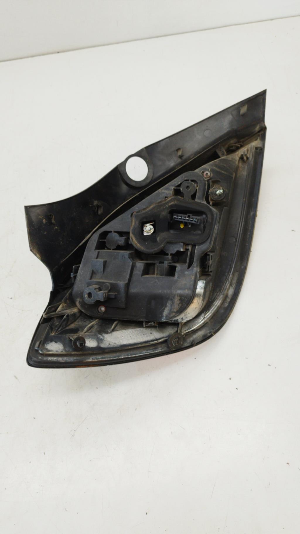 Fanale posteriore principale destro (luci) OPEL ASTRA H PHASE 1 Diésel - 1