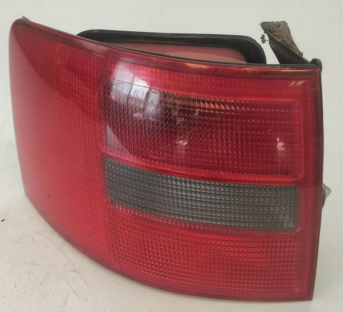 Fanale posteriore principale sinistro (luci) AUDI A6 2 ALLROAD PHASE 2 BREAK Diésel - 1