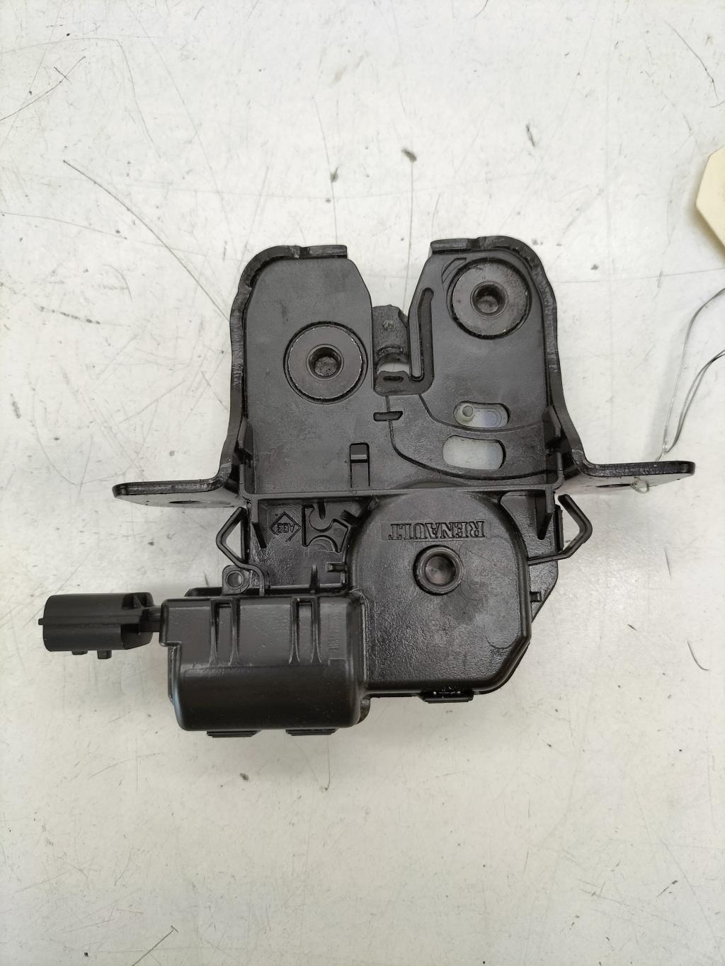 Serrure de coffre RENAULT CLIO 4 PHASE 2 Diesel - 1