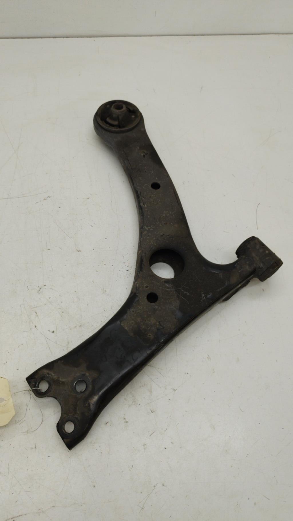 Triangolo anteriore destro TOYOTA COROLLA VERSO 2 PHASE 1 Diésel - 1