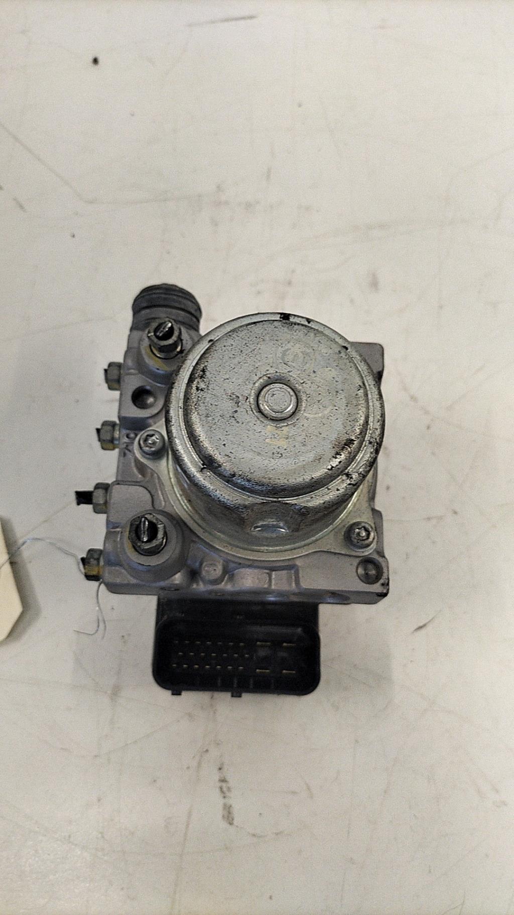 Blocco ABS (antibloccaggio freni) HONDA JAZZ 3 Gasolina - 1