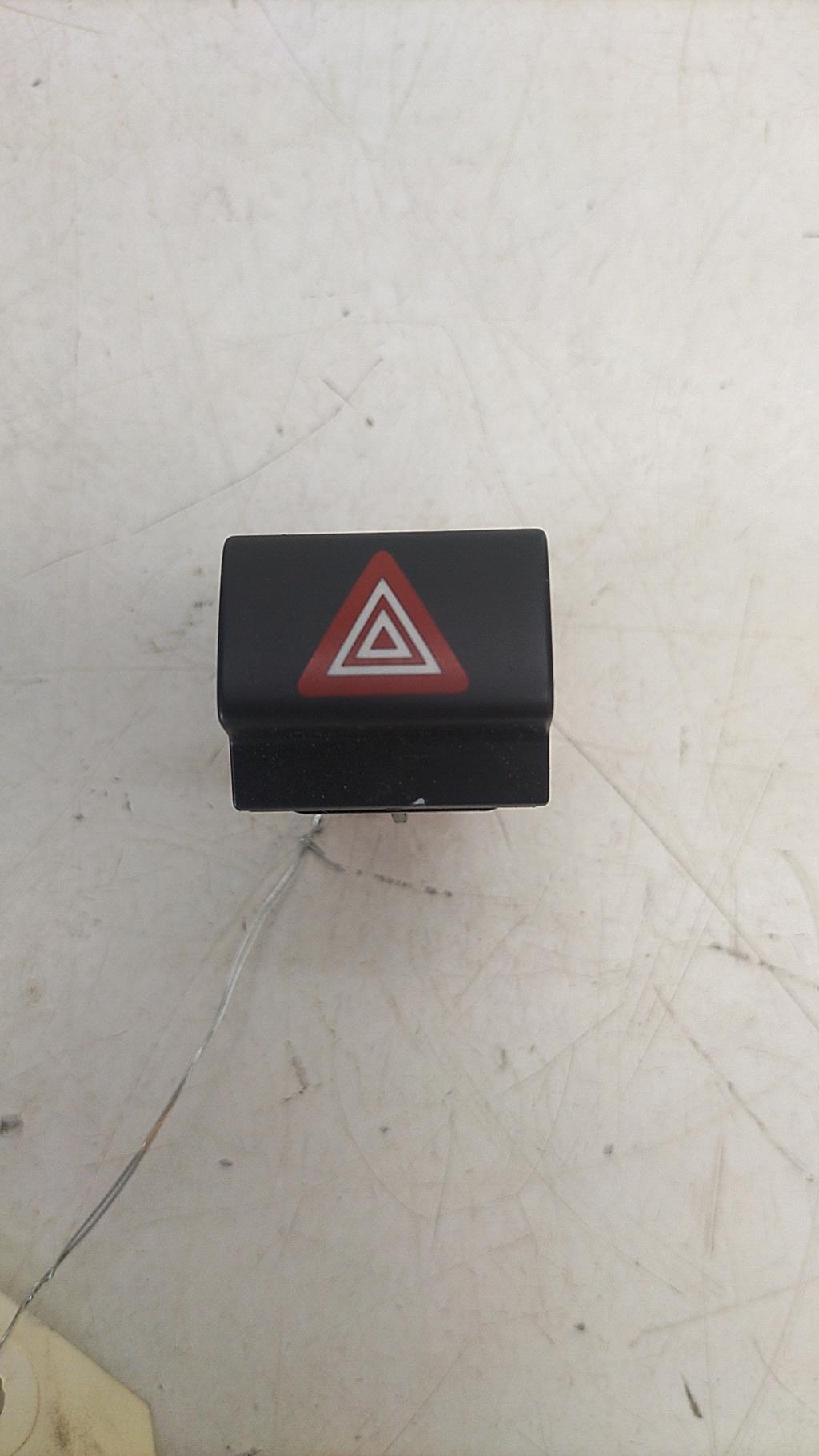 Interruttore luci emergenza CITROEN C4 GRAND PICASSO 2 PHASE 1 Diésel - 1