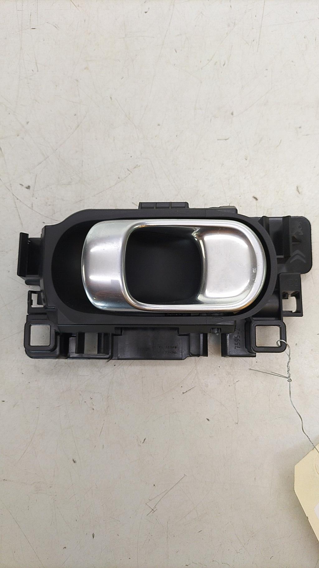 Maniglia interna anteriore destra CITROEN C3 3 PHASE 2 Diésel - 1