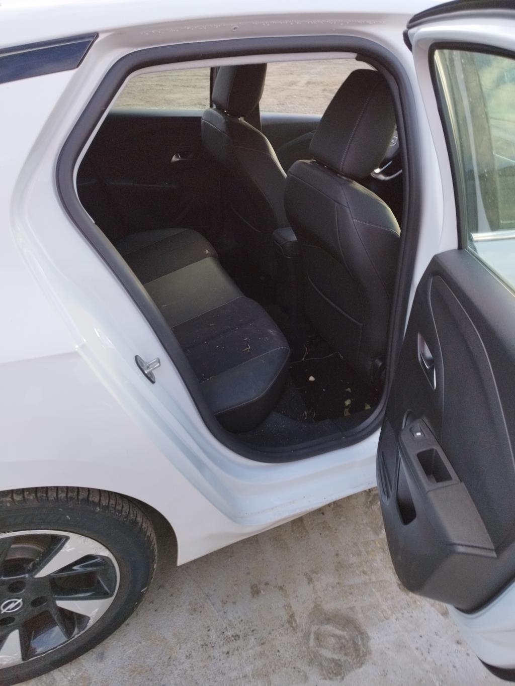Guarnizione sportello posteriore destro OPEL CORSA F PHASE 1 Electricidad - 1