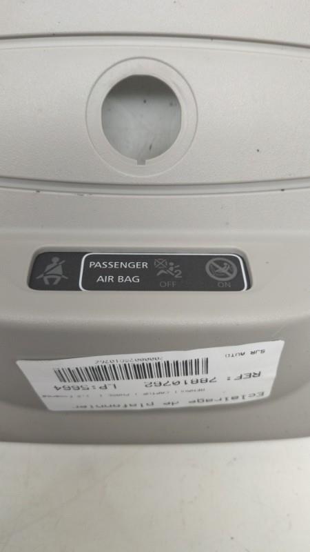Eclairage de plafonnier RENAULT CAPTUR 1 PHASE 1 Essence - 1