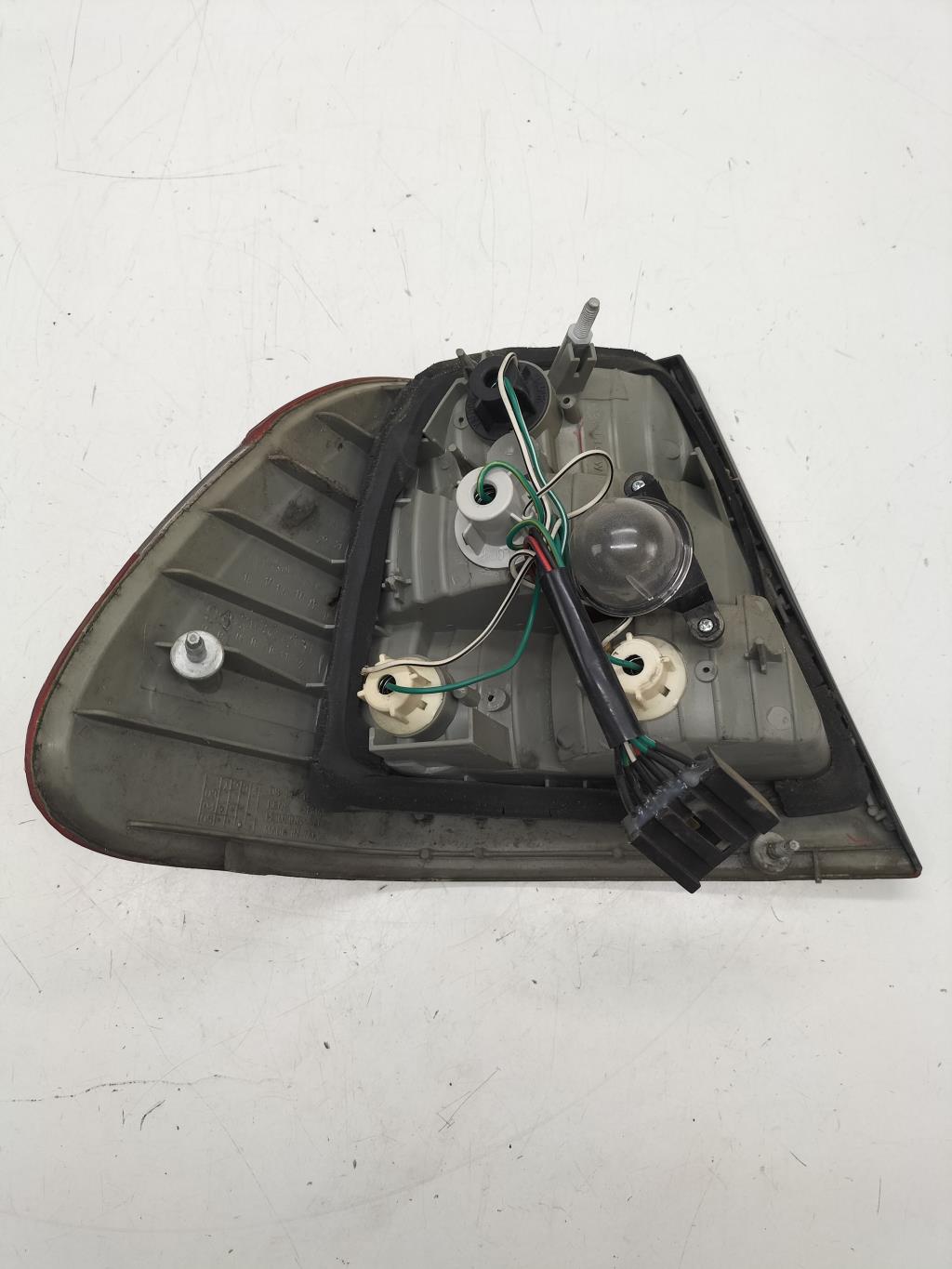 Fanale posteriore principale destro (luci) BMW SERIE 3 E46 PHASE 1 Diésel - 1