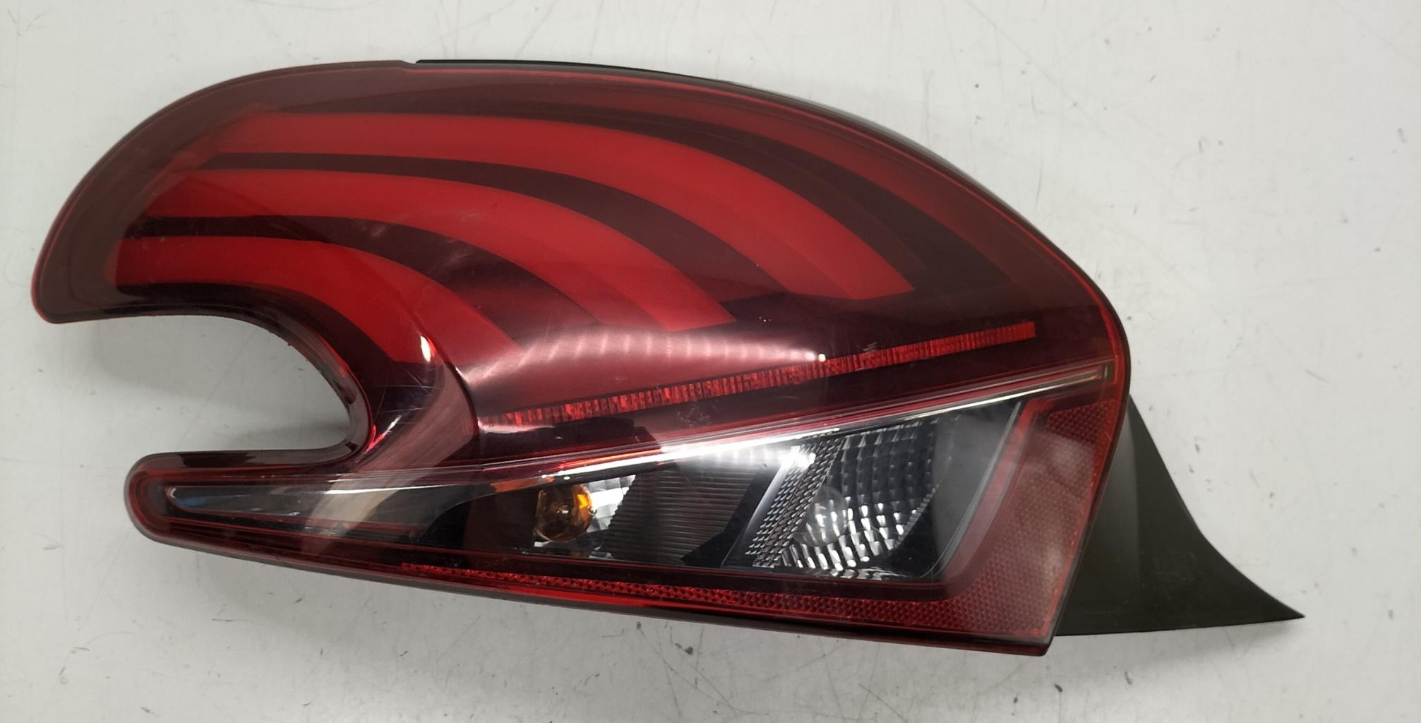 Fanale posteriore principale sinistro (luci) PEUGEOT 208 1 PHASE 2 Gasolina - 1