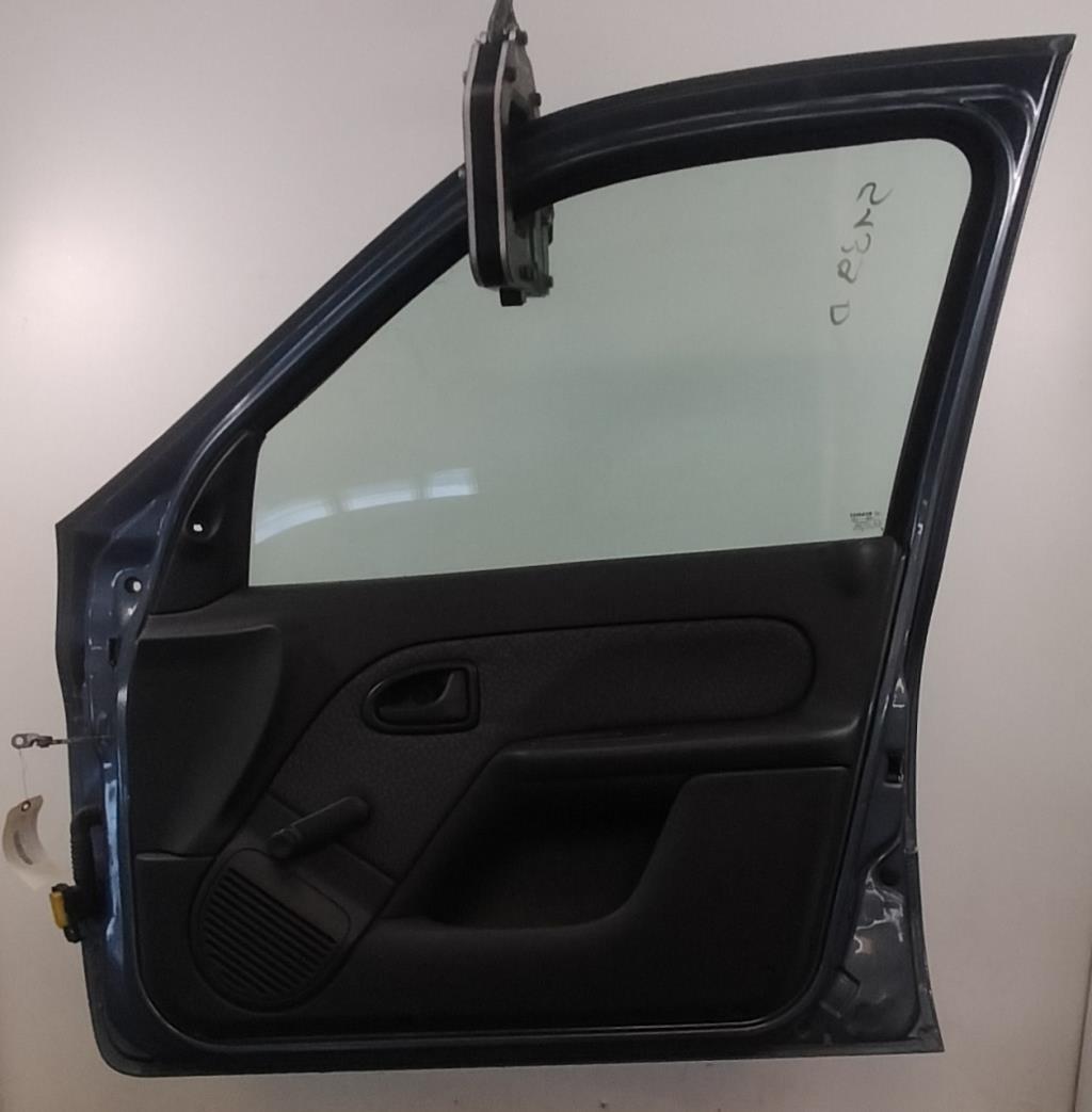 Porte avant droit RENAULT CLIO 2 CAMPUS PHASE 2 Essence/GPL - 1