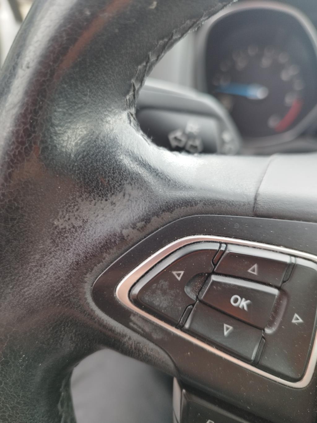 Volant FORD FOCUS 3 PHASE 2 BREAK Diesel - 1
