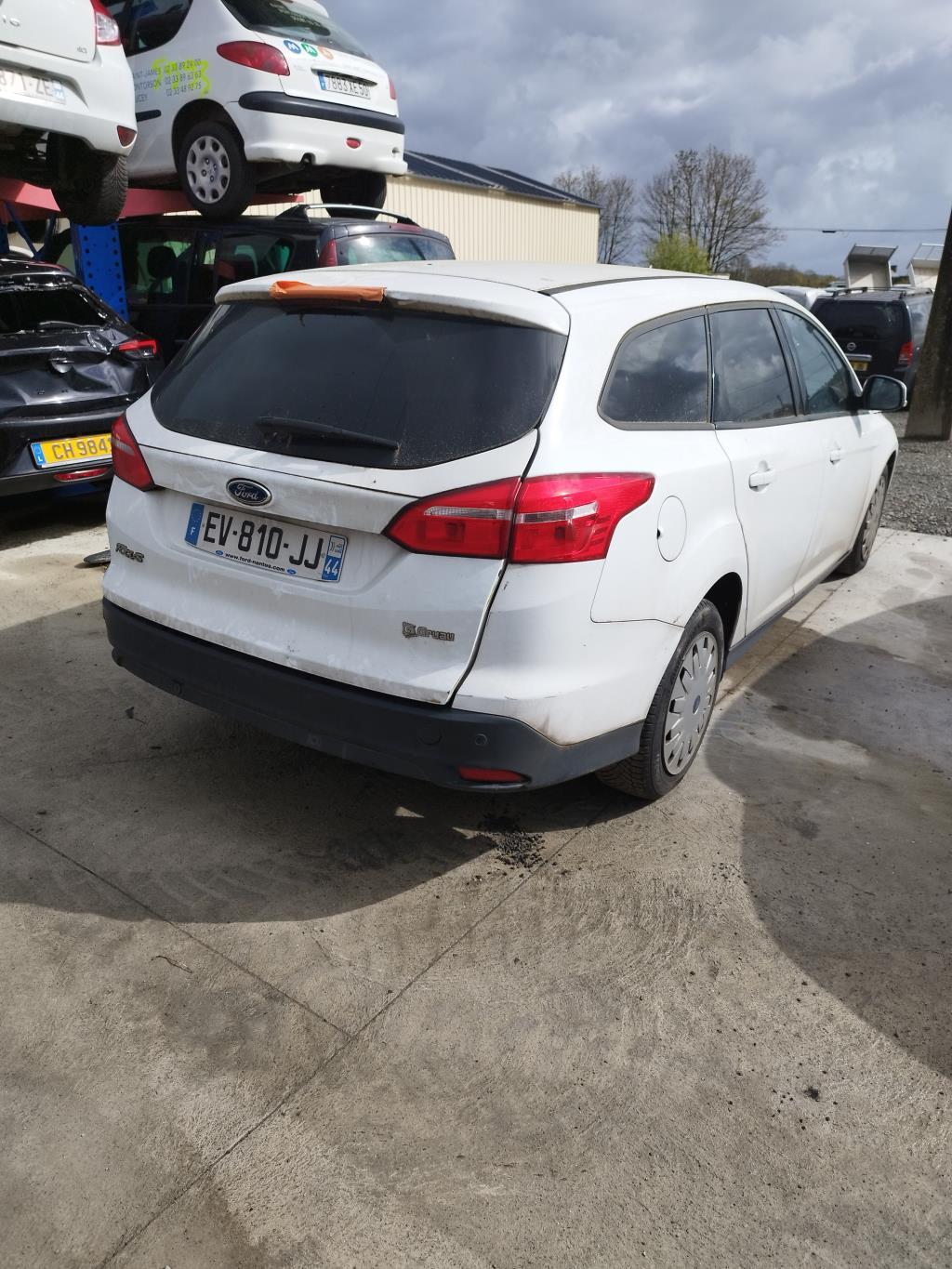 Verin de coffre FORD FOCUS 3 PHASE 2 BREAK Diesel - 1