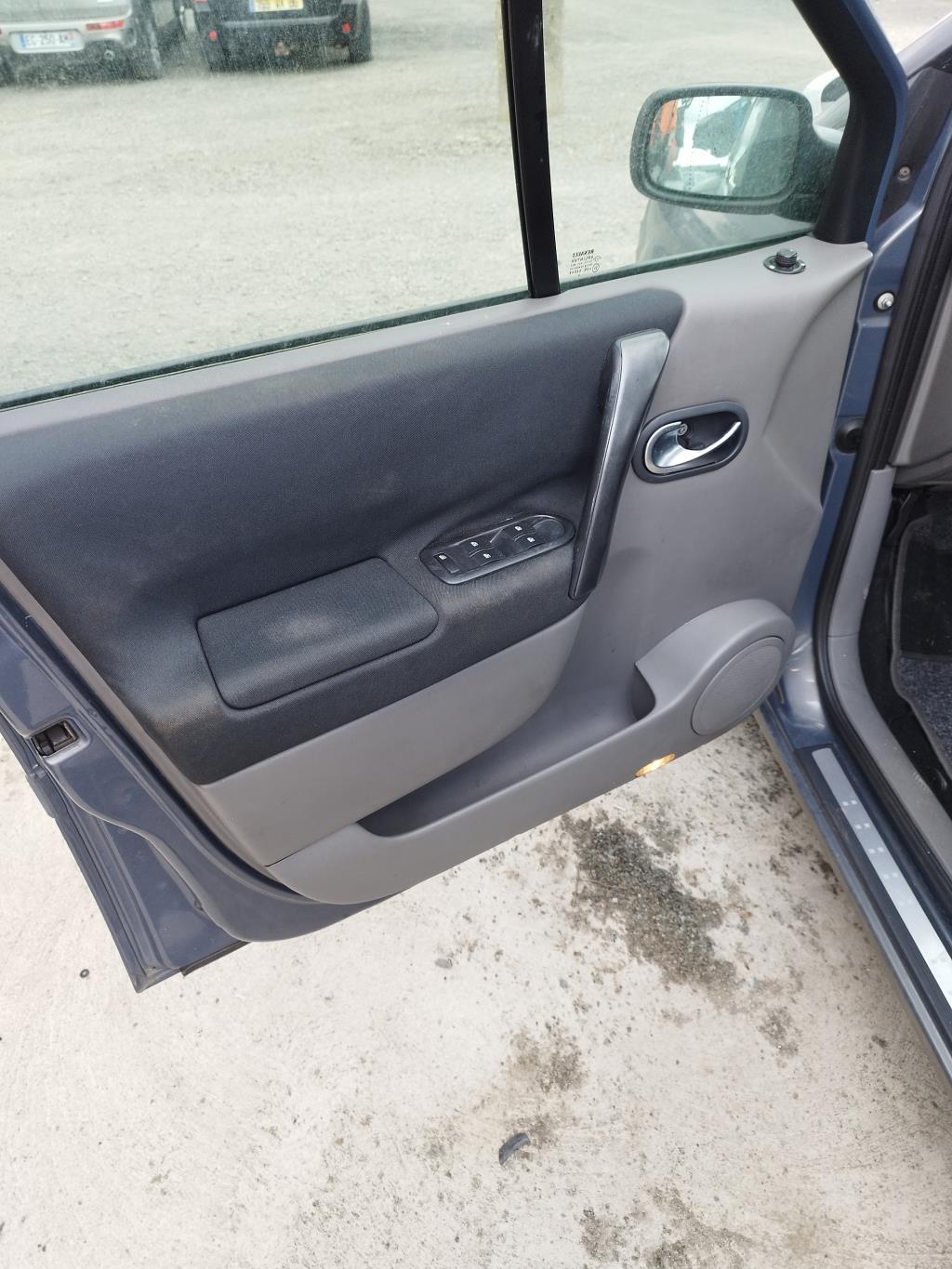 Serratura anteriore sinistra RENAULT GRAND SCENIC 2 PHASE 2 Diésel - 1