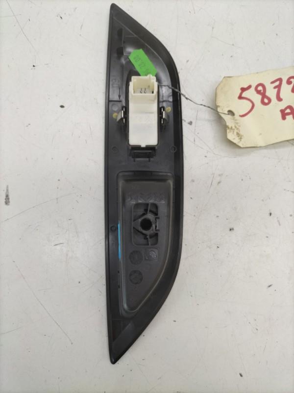 Interruttore lavacristalli posteriore destro PEUGEOT 2008 2 Gasolina - 1