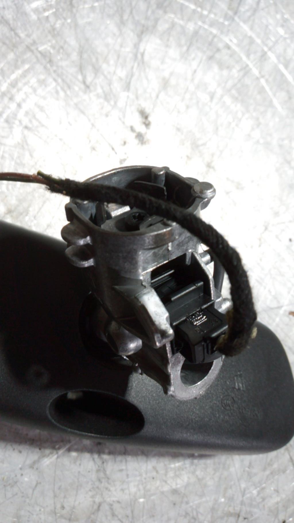 Retroviseur interieur PEUGEOT 208 1 PHASE 1 Diesel - 1