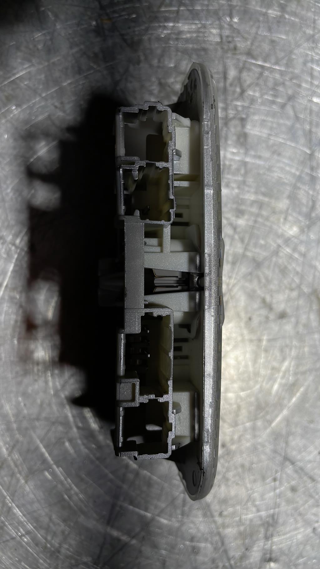 Eclairage de plafonnier PEUGEOT 308 1 PHASE 1 Diesel - 1