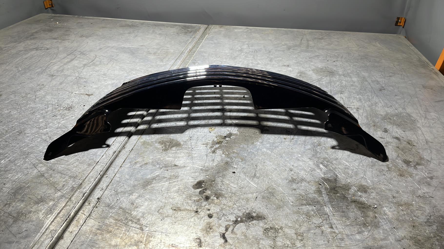 Grille de calandre CHRYSLER PT CRUISER PHASE 1 BREAK Essence - 1