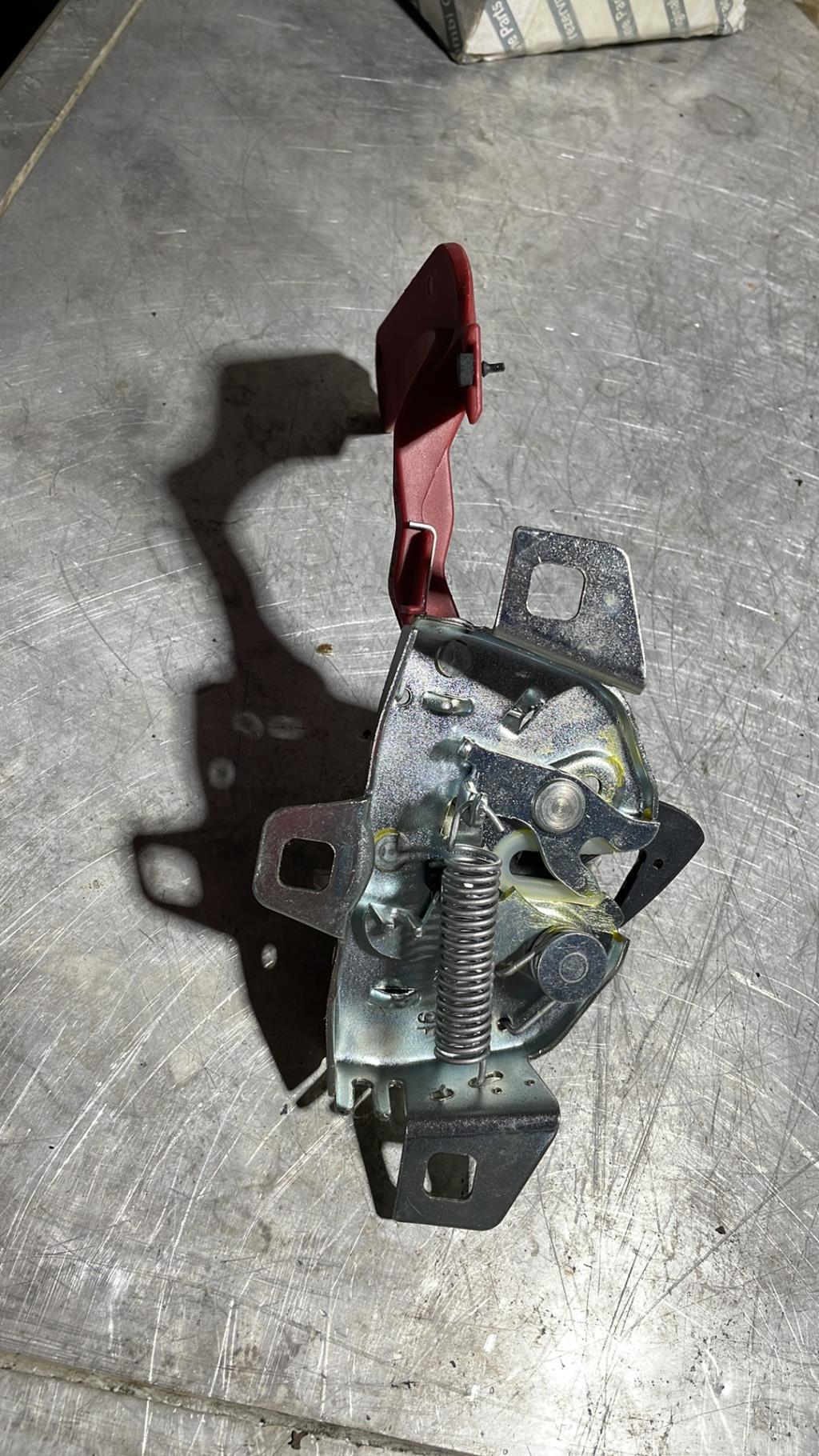Serrure de capot FIAT GRANDE PUNTO  - 1