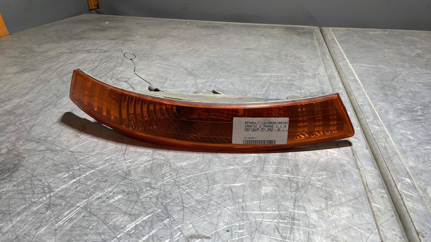 Optique avant secondaire gauche (feux)(clignotant) RENAULT TRAFIC 2 PHASE 1 Diesel - 1