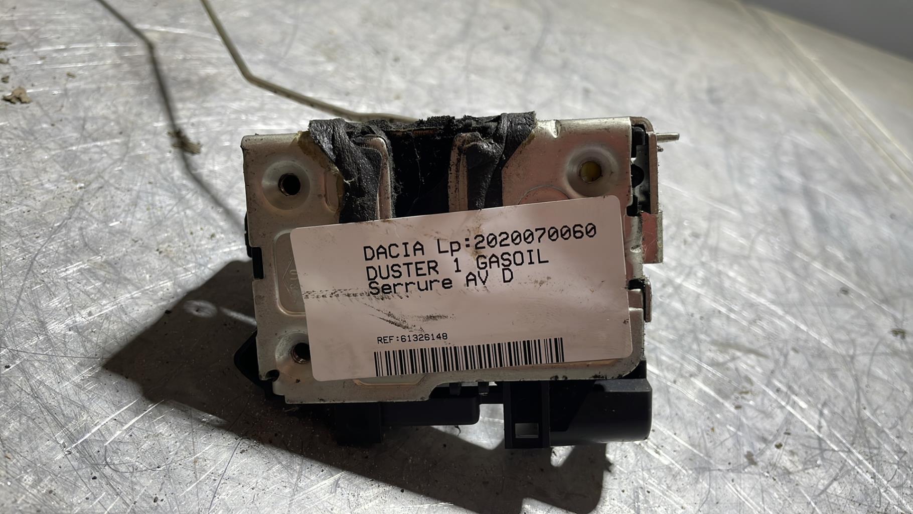 Serrure avant droit DACIA DUSTER 1 Diesel - 1