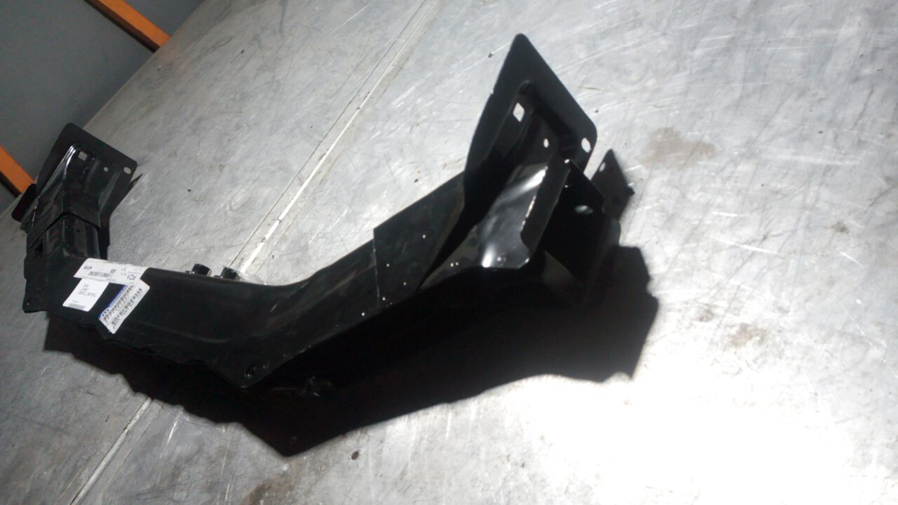 Support radiateur DODGE JOURNEY  - 1