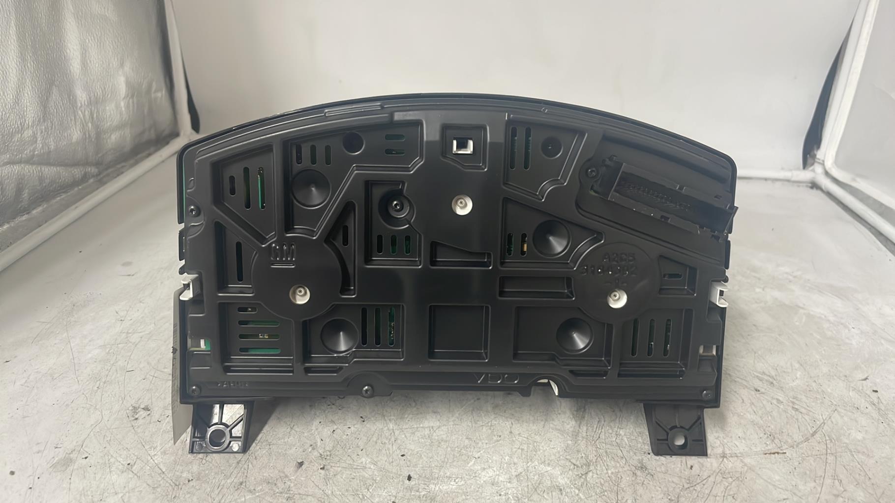 Compteur OPEL ASTRA H PHASE 2 BREAK Diesel - 1