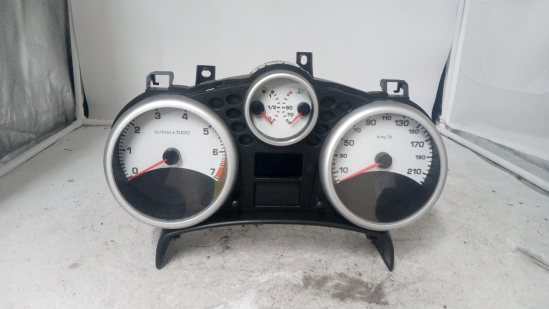 Compteur PEUGEOT 207 PHASE 1 Essence - 1