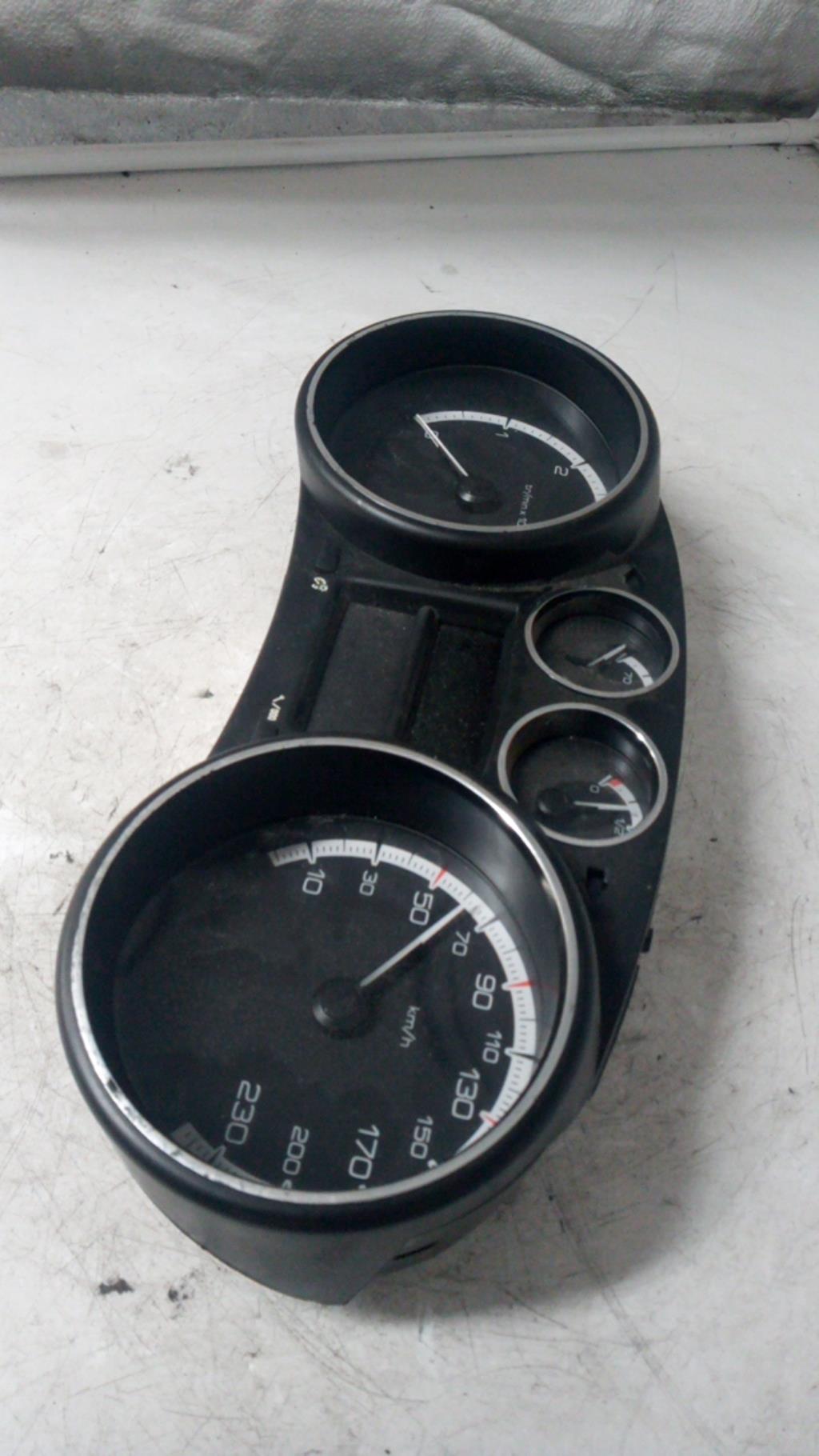 Compteur PEUGEOT 308 1 PHASE 1 Diesel - 1
