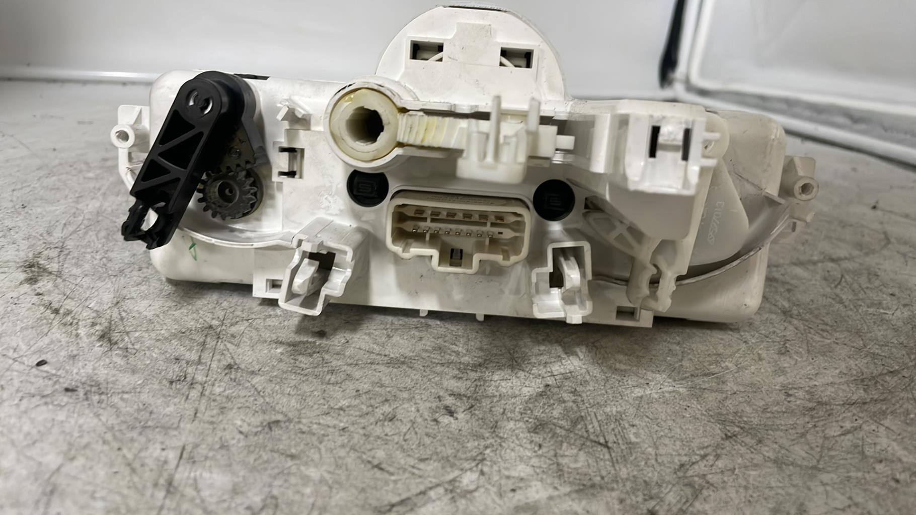 Commande chauffage RENAULT CLIO 3 PHASE 2 Diesel - 1