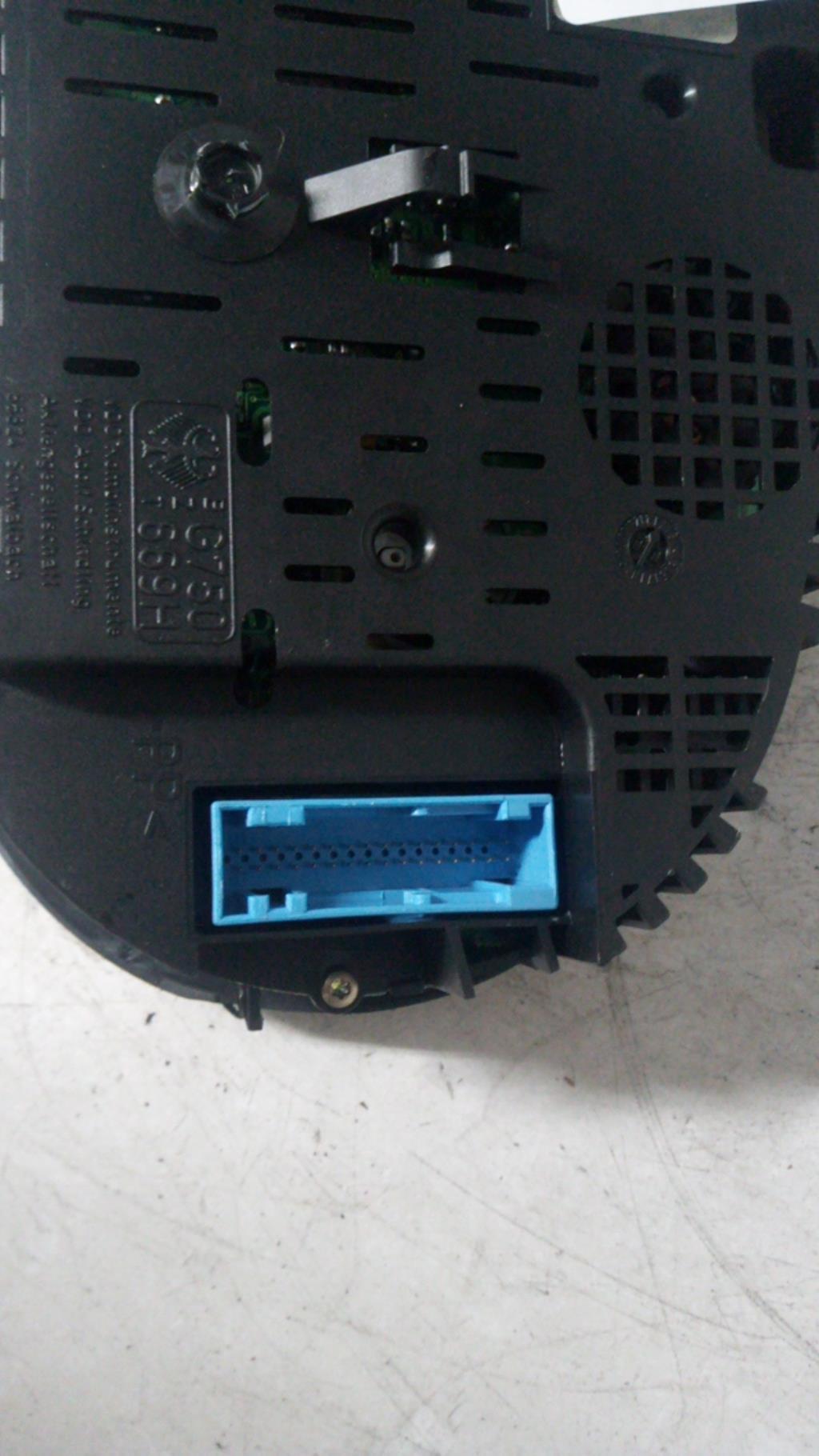 Compteur AUDI A2 Essence - 1