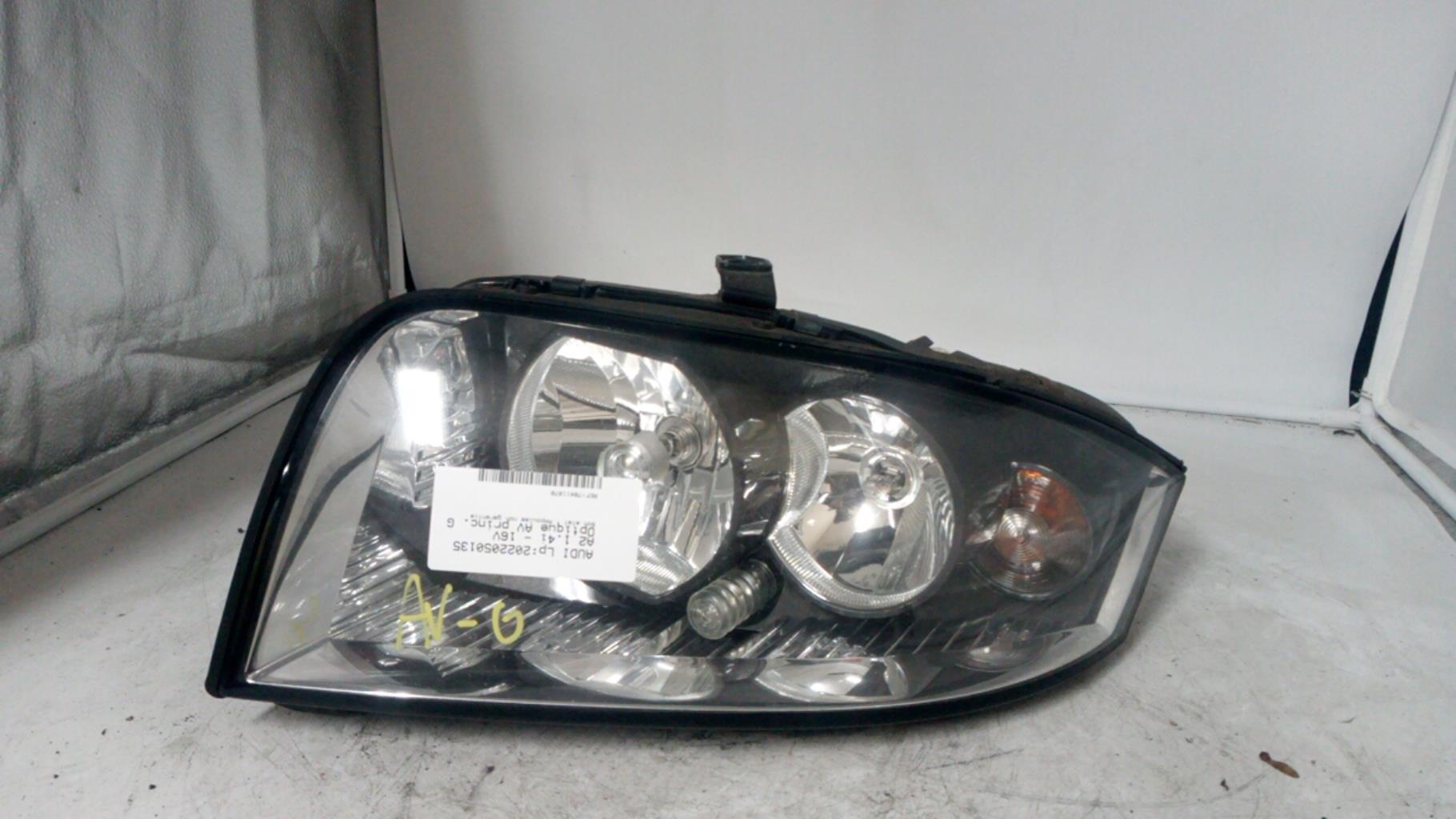 Optique avant principal gauche (feux)(phare) AUDI A2 Essence - 1