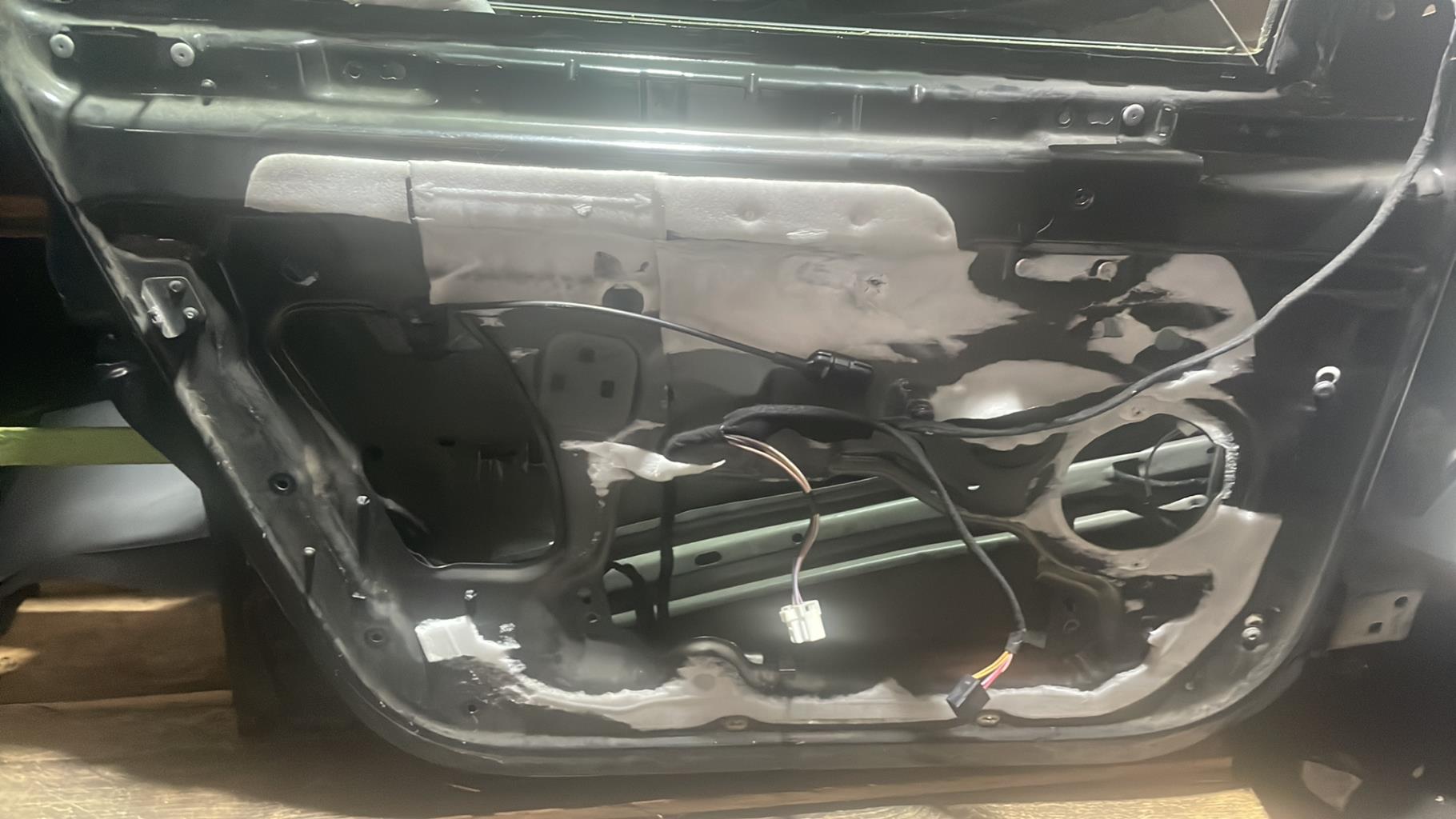Porte avant gauche RENAULT CLIO 3 PHASE 2 Diesel - 1