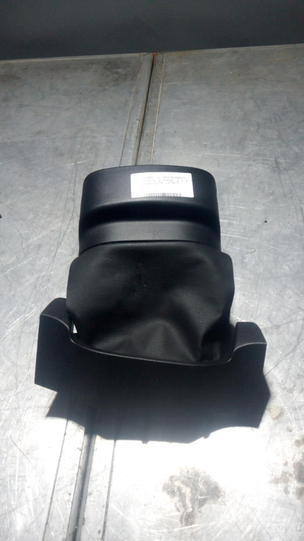 Coquille volant FORD FOCUS 3 PHASE 2 Diesel - 1