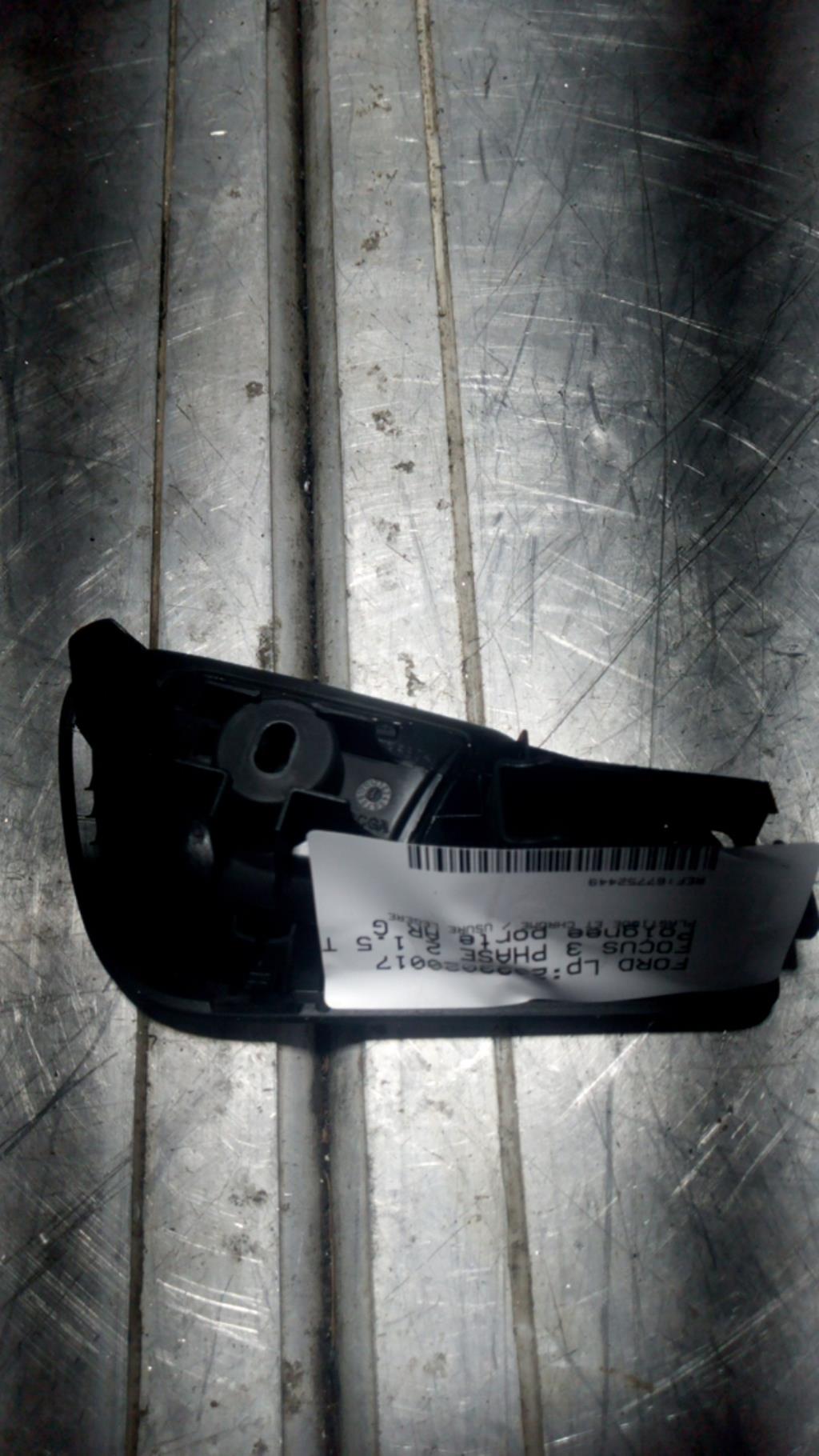 Poignee porte arriere gauche FORD FOCUS 3 PHASE 2 Diesel - 1