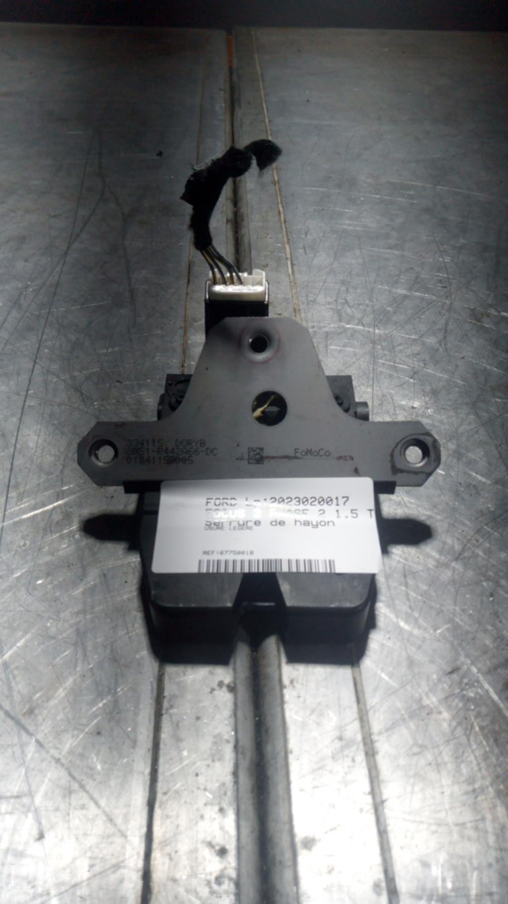 Serrure de hayon FORD FOCUS 3 PHASE 2 Diesel - 1