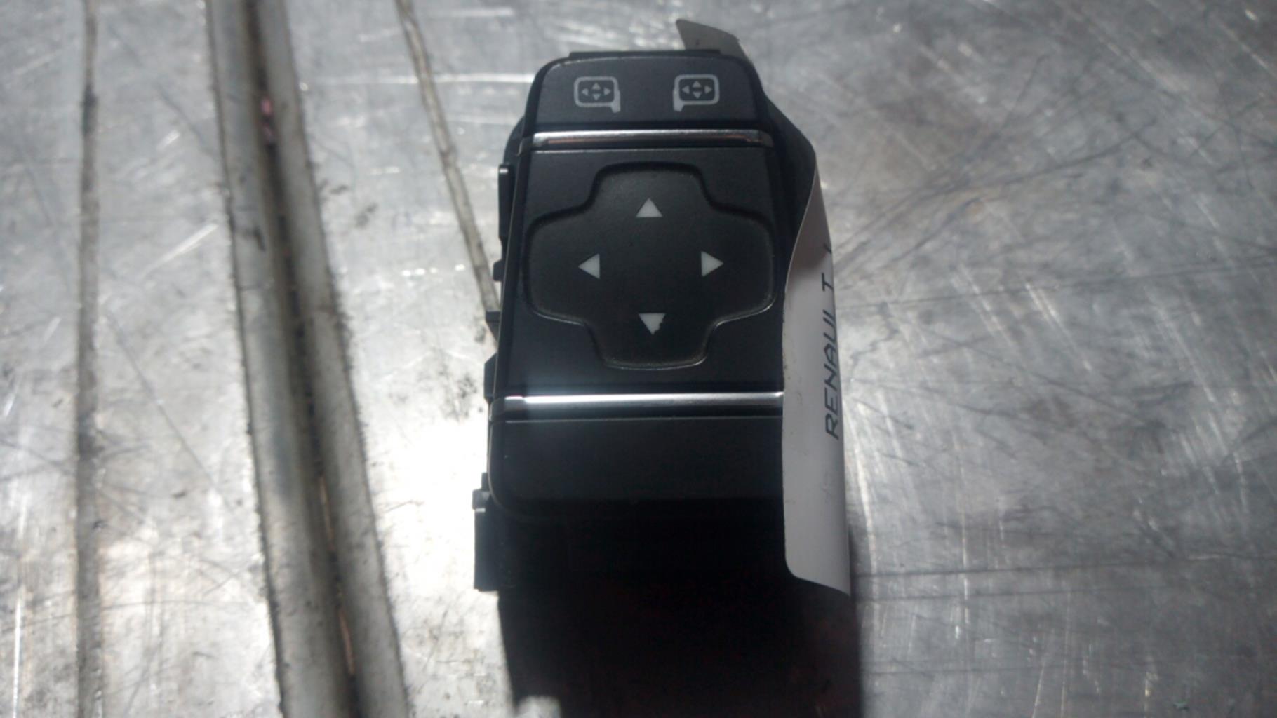 Commande retroviseurs RENAULT MEGANE 3 PHASE 1 COUPE Diesel - 1