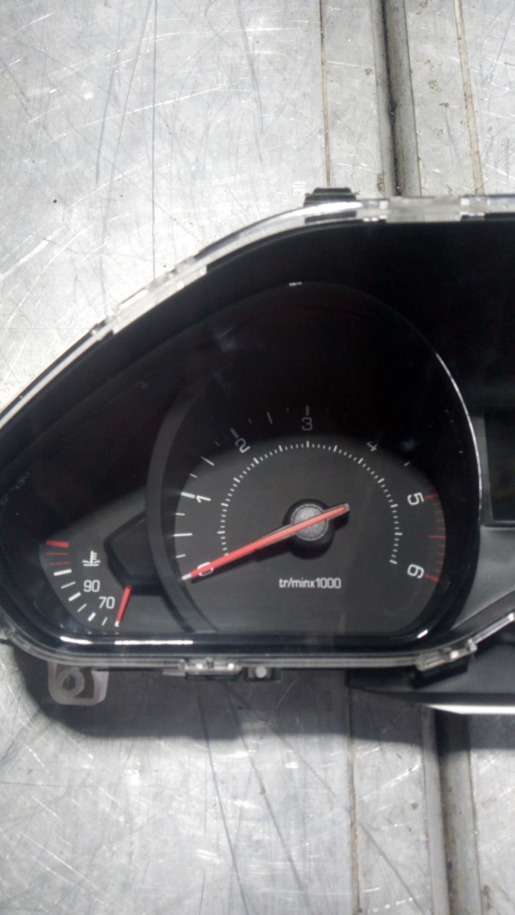 Compteur PEUGEOT 208 1 PHASE 1 Diesel - 1