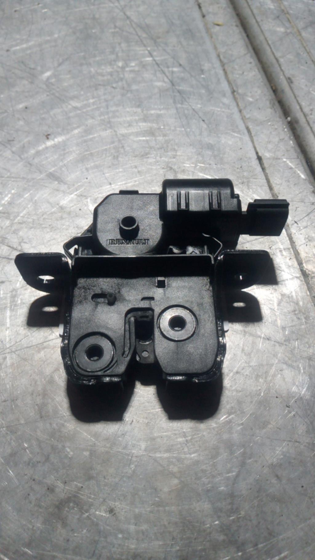 Serrure de hayon RENAULT MEGANE 3 PHASE 1 COUPE Diesel - 1