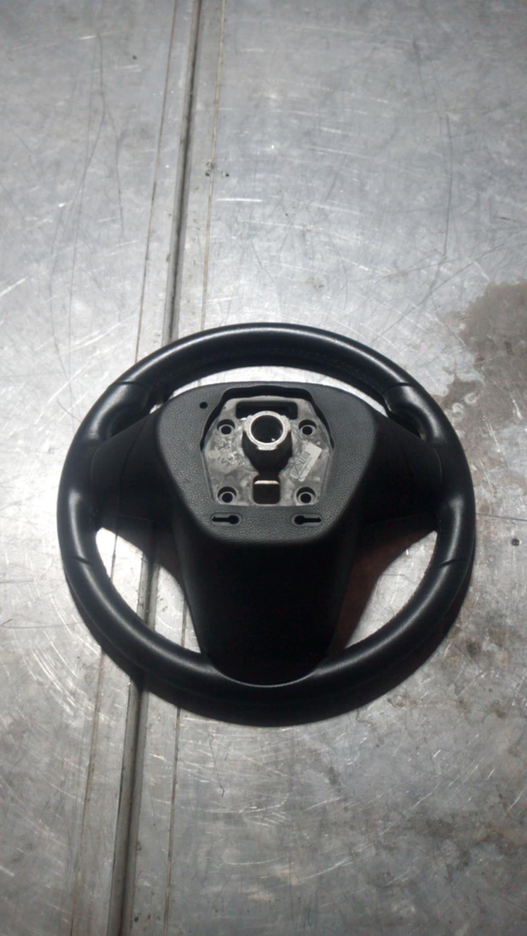 Volant OPEL ASTRA J PHASE 1 Diesel - 1