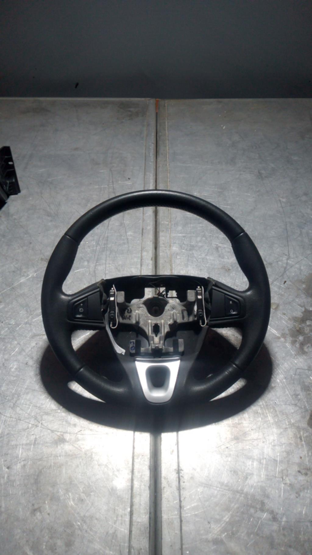 Volant RENAULT MEGANE 3 PHASE 1 COUPE Diesel - 1