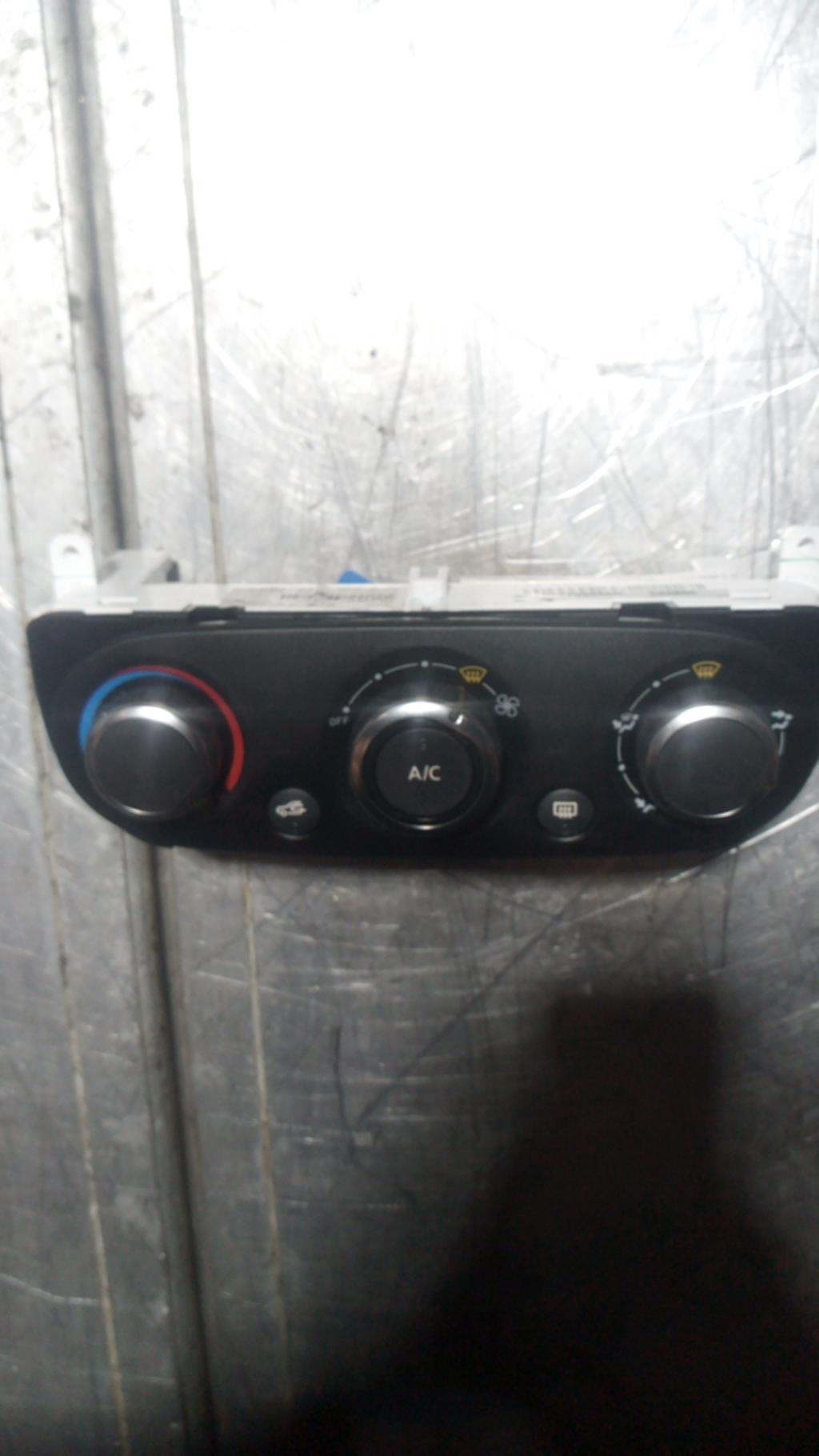 Commande chauffage RENAULT CLIO 4 PHASE 2 Diesel - 1