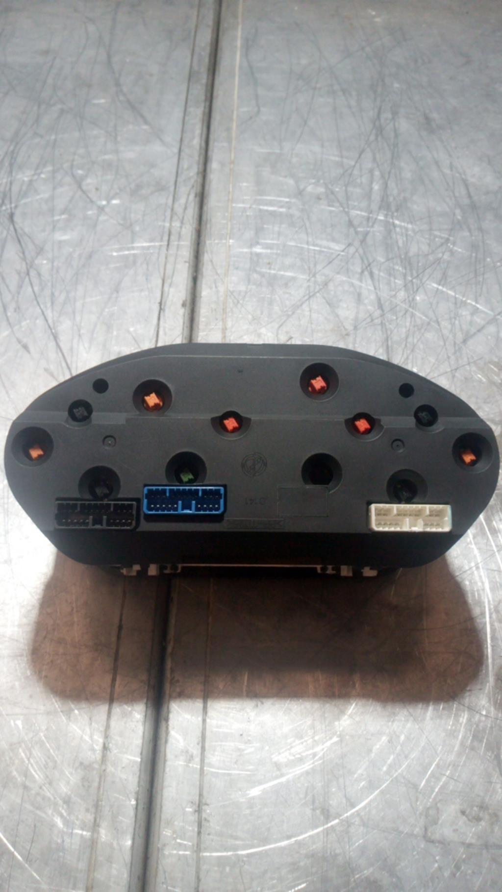 Compteur ALFA ROMEO 166  - 1