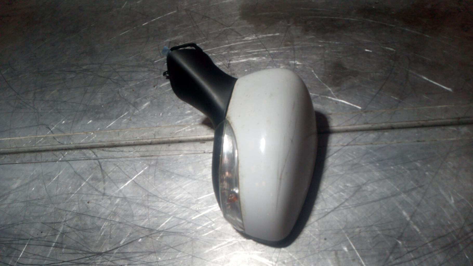 Retroviseur gauche RENAULT CLIO 4 PHASE 2 Diesel - 1