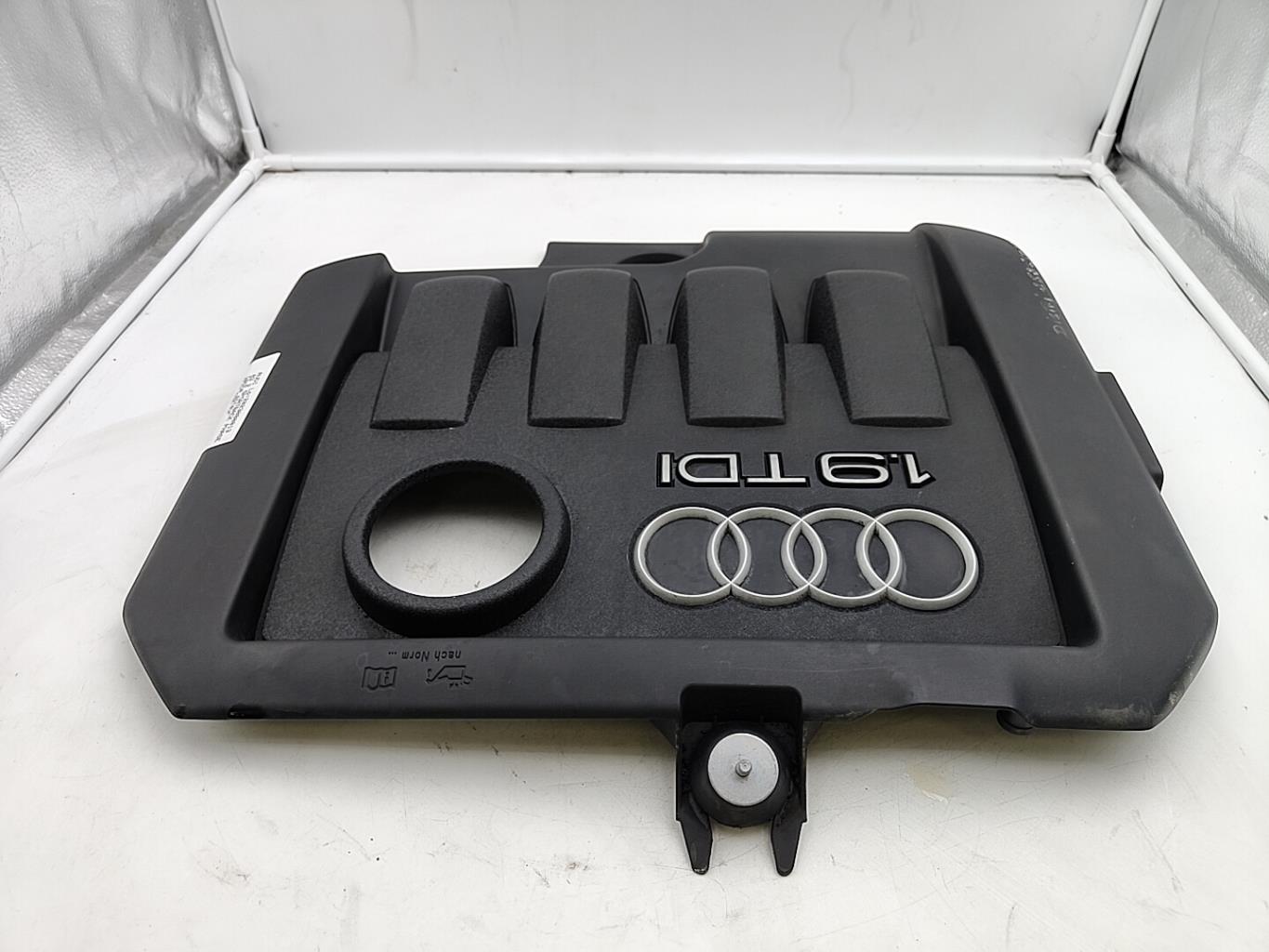 Cache moteur  AUDI A3 2 SPORTBACK PHASE 1 Diesel - 1